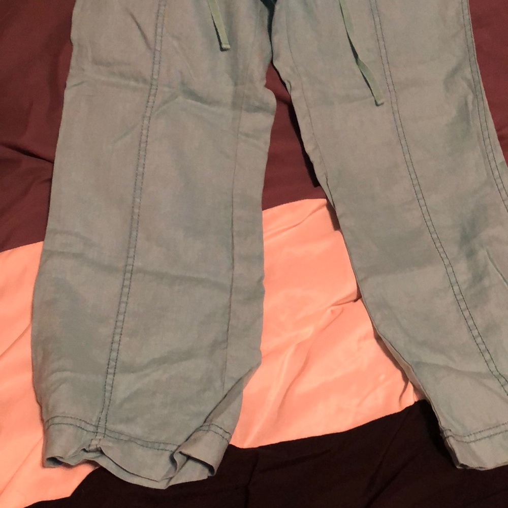 Capris - Picture 2 of 3